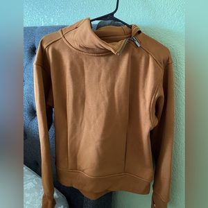 All in Motion Activewear- sweatshirt